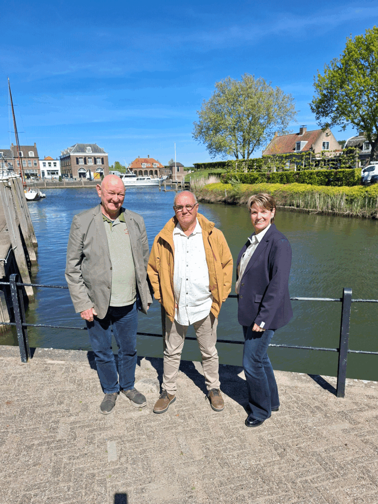 Op de foto v.l.n.r. Hein Tersteeg, Ron Bömer, Monique Schrauwen